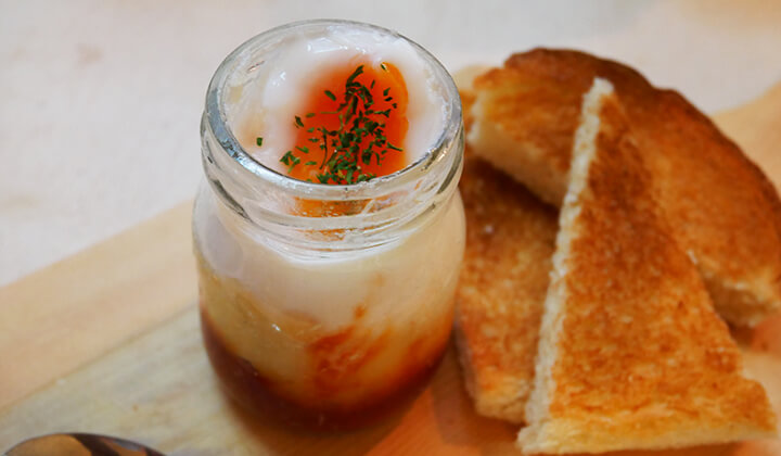 朝食をカフェ気分に おしゃれ可愛いエッグスラットのレシピ Nomina