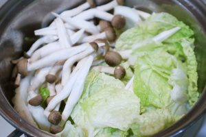 ダイエット中にも 低脂肪牛乳で作る白菜としめじのミルクスープ ガジェット通信 Getnews