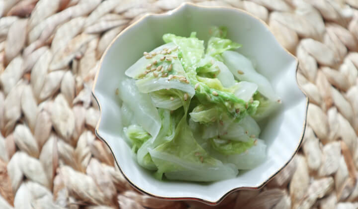 【5分レシピ】白菜消費に！レンジでできる簡単白菜ナムル