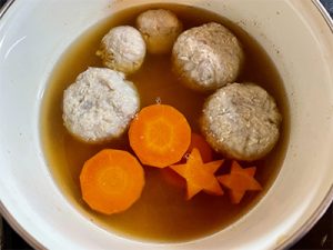 里芋と鶏ひき肉の芋しんじょのお吸い物_レシピ7